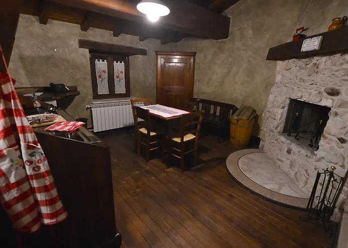 Robur Marsorum Albergo Diffuso